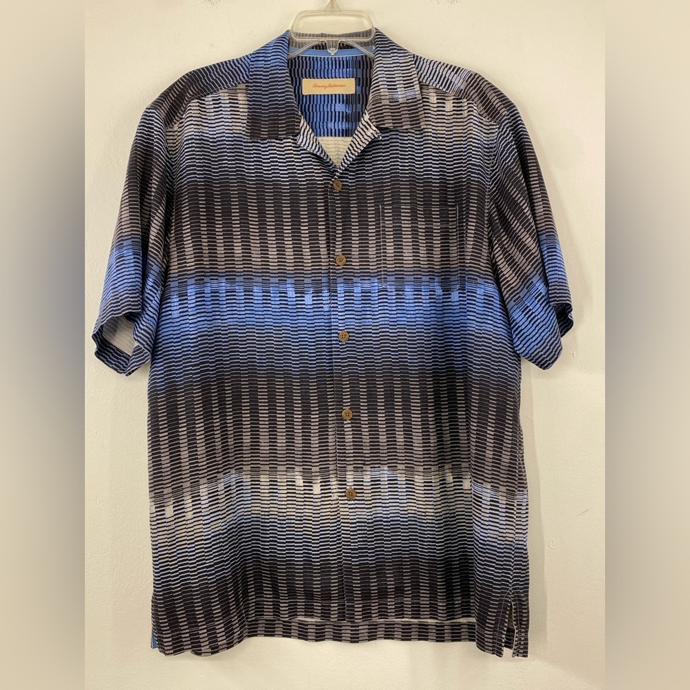 Tommy Bahama 100%‎ Silk Shirt Men’s Medium Geometric Ombré Short Sleeve